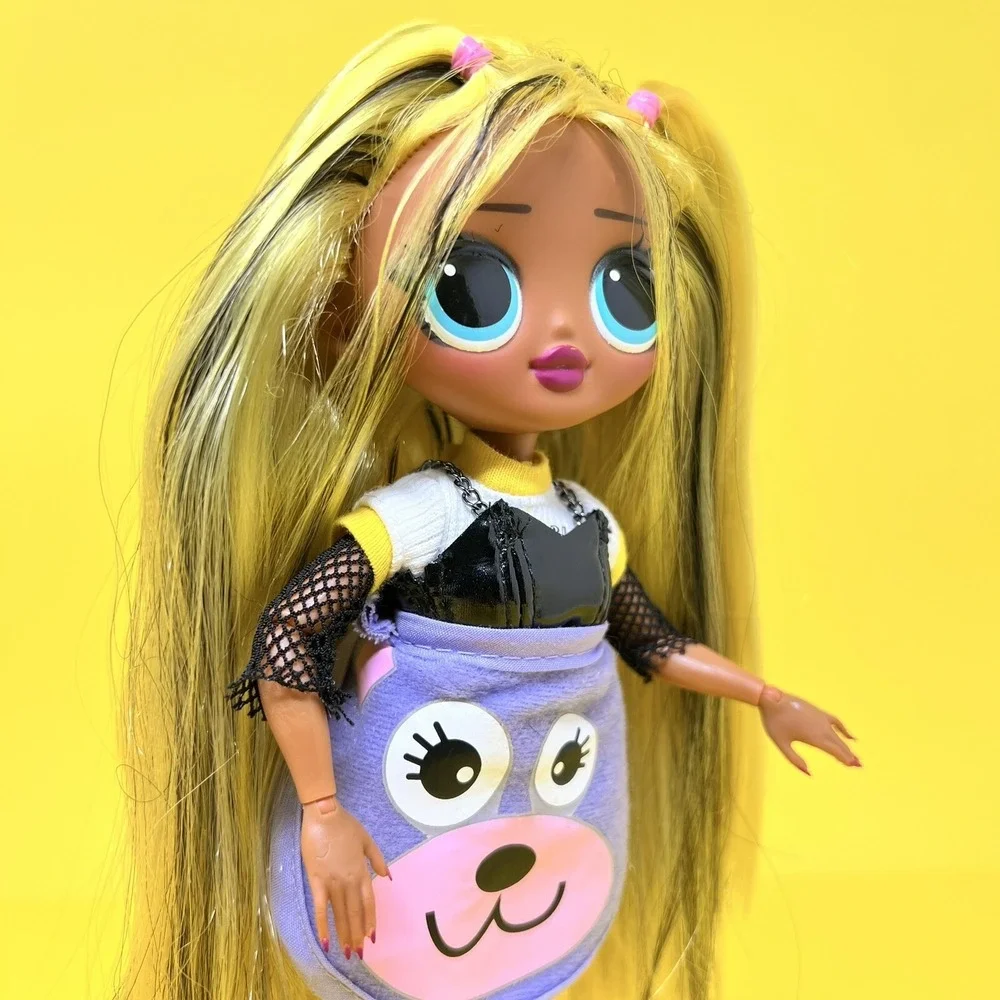 LOL Surprise OMG ALT GRRRL Doll MGA 2019 with Long Yellow Highlighted Hair 9in.